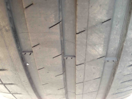 ขายล้อแม็กบีเอ็มขอบ 17ใช้มือเดียวยางเปลี่ยนที่บีควิก(มีใบรับประกันพร้อมใบเสร็จ) ขายล้อแม็กบีเอ็มขอบ 17ใช้มือเดียวยางเปลี่ยนที่บีควิก(มีใบรับประกันพร้อมใบเสร็จ)