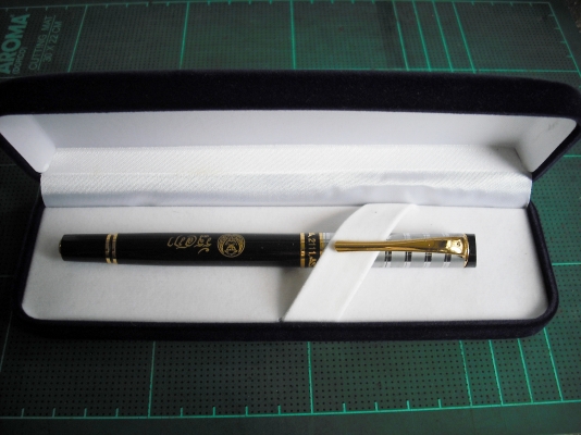 ปากกาที่ระลึก รัฐสภา