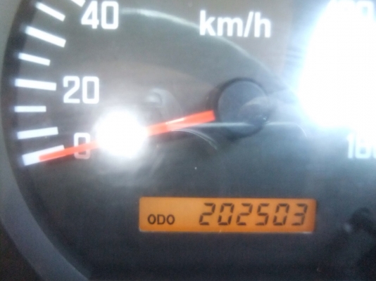 ขายรถบรรทุกสิบล้อดัมพ์ ISUZU เครื่อง 300 แรง ปี 54 กระบะดัมพ์สามมิตร รถสวยพร้อมใช้งาน