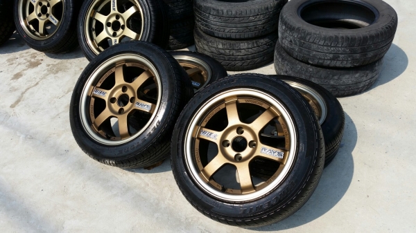 แม็กใหม่ Te37 4รู ขอบ15 พร้อมยางมือสอง