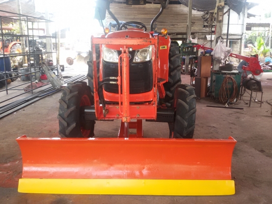 ขายรถไถคูโบต้า L4708SP มีไบมีดตราช้าง ราคา395000บาท ทะเบืยนพร้อม สายๆครับ สนใจ โทร0813655997 อำพร พาเจริญ ต วังบัว อ คลองขลุง จ กำแพงเพชร