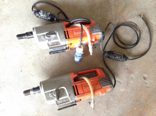 ขายเครื่องเจาะคอนกรีต Husqvarna DM 340 made in Sweden ใช้ไฟบ้าน 220V สภาพสวยมาก พร้อมใช้งาน มี 5 ตัวครับ