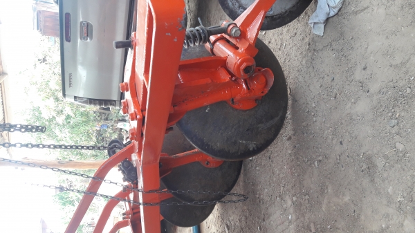 ผานบุกเบิก 3 ใบ 26" ผานบุกเบิก 3 ใบ 26"