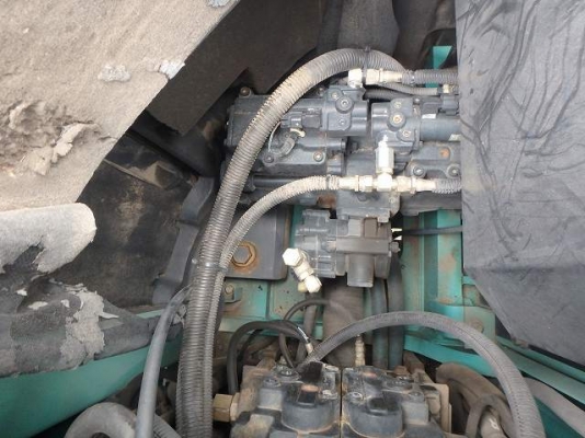 << KOBELCO SK135SR รถเก่านอก100\% >>