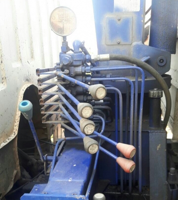 หกล้อ ฮีโน่ KM545 WO4D117แรง เครน TANADO 2.5ตัน ช่วงยาว5ม สภาพดีเดิมๆพร้อมใช้ เล่มทะเบียนพร้อมโอน