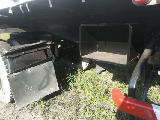 ขายหางพ่วง  สามมิต  2  เพลา. ปี 49.  (  มี ขาย 3 หาง  )     สนใจติดต่อ   081 -  6079515