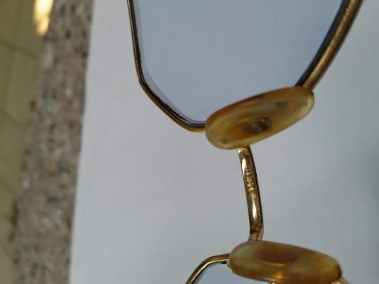 ขายแว่นตาหกเหลี่ยม 14k(ลดราคาครับ)