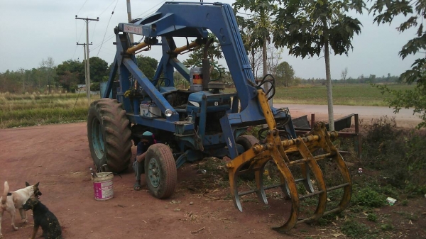 รถคีบอ้อย 420000