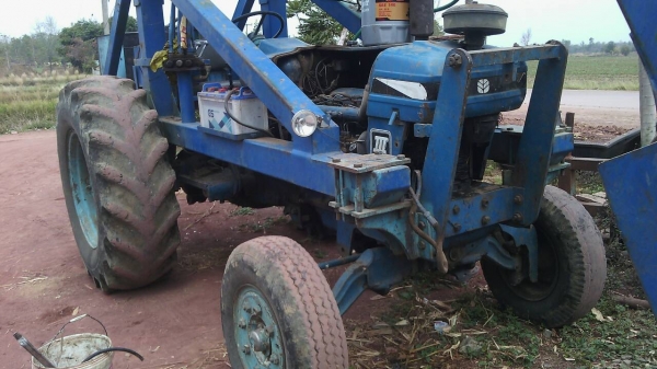 รถคีบอ้อย 420000