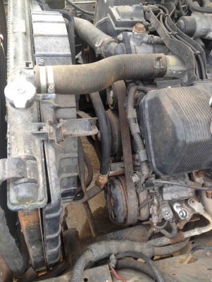 ขายเครื่อง 1uz พร้อมหม้อน้ำ