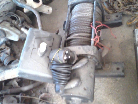 ขายวินซ์  ไฟ 24 v พร้อมใช้งาน เก่าญี่ปุ่น