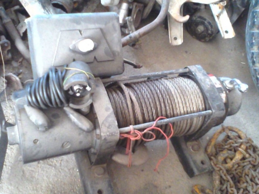 ขายวินซ์  ไฟ 24 v พร้อมใช้งาน เก่าญี่ปุ่น