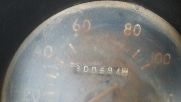 รถบรรทุกติดเครนยี่ห้อ ISUZU    รุ่น KS22 เครน TADANO  110 แรงม้า ปีจดทะเบียน 2524