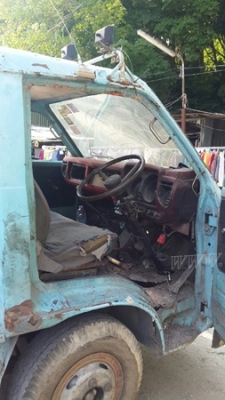 รถบรรทุกติดเครนยี่ห้อ ISUZU    รุ่น KS22 เครน TADANO  110 แรงม้า ปีจดทะเบียน 2524