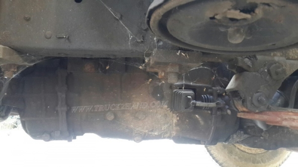 รถบรรทุกติดเครนยี่ห้อ ISUZU    รุ่น KS22 เครน TADANO  110 แรงม้า ปีจดทะเบียน 2524