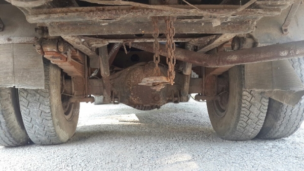 รถบรรทุกติดเครนยี่ห้อ ISUZU    รุ่น KS22 เครน TADANO  110 แรงม้า ปีจดทะเบียน 2524