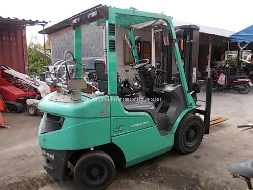 รถยก MITSUBISHI FGE25NT รหัสสินค้า : 80803280 Line ID: nihonmono www.nihonmono.com รถยก MITSUBISHI FGE25NT รหัสสินค้า : 80803280 Line ID: nihonmono www.nihonmono.com