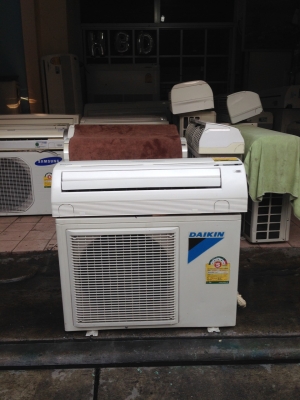 **** ขายแอร์ DAIKIN 9000 BTU สภาพสวย **** **** ขายแอร์ DAIKIN 9000 BTU สภาพสวย ****