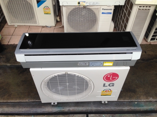 **** ขายแอร์ LG 12500 BTU สภาพสวย ****