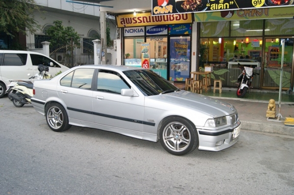 ขายbmw3182jzราคา98500