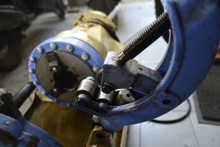 เครื่องต๊าปเกลียว Maiwa จากประเทศเกาหลี 220 Volt