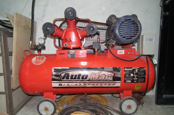 ปั้มลม 150 ลิตร  มอเตอร์ 5.5 แรง พร้อมอุปกรดักน้ำ