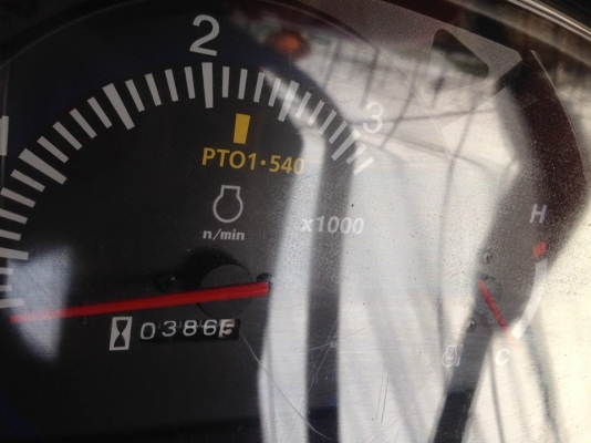 แทรกเตอร์ เกรด AAA คูโบต้า L4708 4 WD ตัวเล่าแน่นๆ ทำงาน 386 ชั่วโมง สีเดิมๆจากโรงงาน