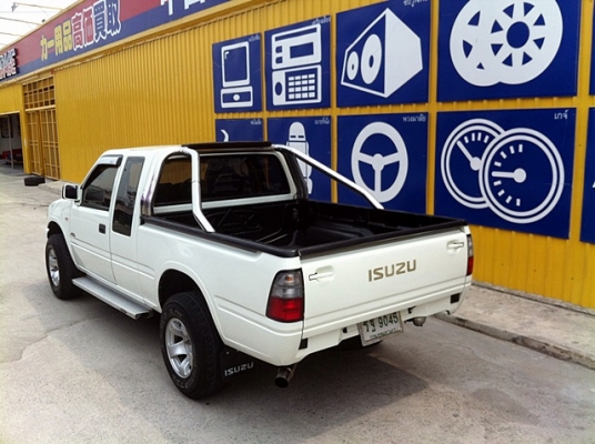 ขายISUZU RODEO 2.8 LS TURBO 4WD พร้อมใช้ไม่มีชนหนักคับ