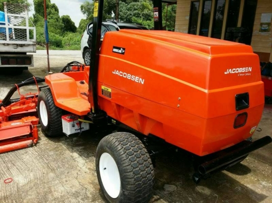 รถตัดหญ้า JACONSEN 5 แก๊ง เครื่องยนต์ดีเซล 4 สูบ 54 แรง พร้อมให้คำปรึกษาและแนะนำวิธีการใช้