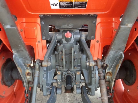 แทรกเตอร์เกรด A คูโบต้า L3008 4 WD ใบมีดตราช้าง  แน่นๆ ทำงาน 483 ชั่วโมงสีเดิมๆจากโรงงาน