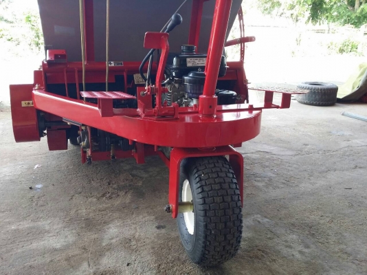 รถโรยทรายเก่าจากนอก พร้อมให้คำปรึกษาและแนะนำวิธีการใช้