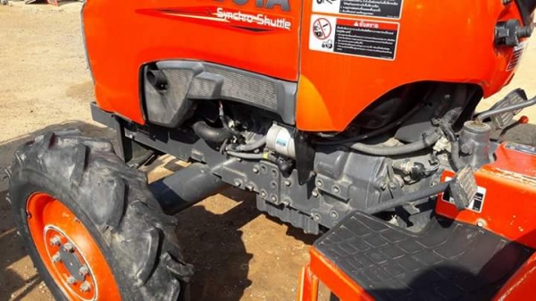 ขายkubota l3008 เดิมๆนางฟ้า ทะเบียนพร้อมโอน ใช้งานน้อยมาก 350 ชั่วโมง