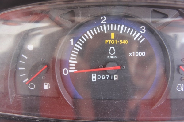 เกรด  A  คูโบต้า L4708 4 WD พร้อมใบมีดตราช้าง