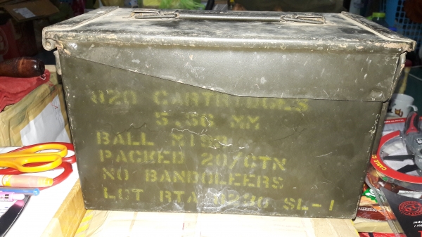 ขายลังใส่กระสุนทหารรุ่นเปิดฝาข้างเหล็กหนาหนักกว้าง6"ยาว12"ลึก7"