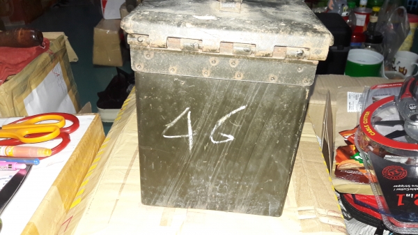 ขายลังใส่กระสุนทหารรุ่นเปิดฝาข้างเหล็กหนาหนักกว้าง6"ยาว12"ลึก7" ขายลังใส่กระสุนทหารรุ่นเปิดฝาข้างเหล็กหนาหนักกว้าง6"ยาว12"ลึก7"