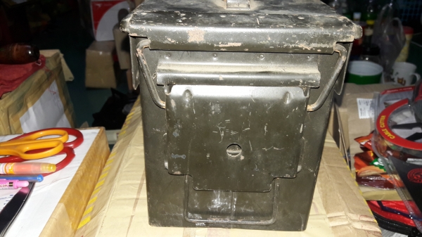 ขายลังใส่กระสุนทหารรุ่นเปิดฝาข้างเหล็กหนาหนักกว้าง6"ยาว12"ลึก7" ขายลังใส่กระสุนทหารรุ่นเปิดฝาข้างเหล็กหนาหนักกว้าง6"ยาว12"ลึก7"