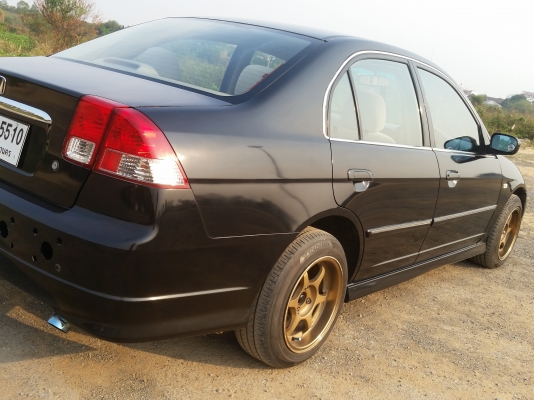 HONDA CIVIC Dimension ตาเหยี่ยว ปี04 ออโต้ วีเทค เครื่องดี สวยๆ