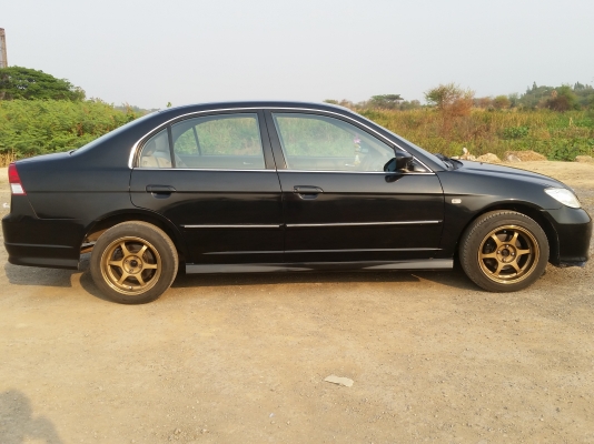 HONDA CIVIC Dimension ตาเหยี่ยว ปี04 ออโต้ วีเทค เครื่องดี สวยๆ