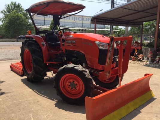 ขายรถไถ Kubota L4708(4WD) พร้อมใบมีดและเครื่องตัดหญ้าช้าง1.4ม. รถไร่ สวยๆ พร้อมใช้งาน ขายรถไถ Kubota L4708(4WD) พร้อมใบมีดและเครื่องตัดหญ้าช้าง1.4ม. รถไร่ สวยๆ พร้อมใช้งาน