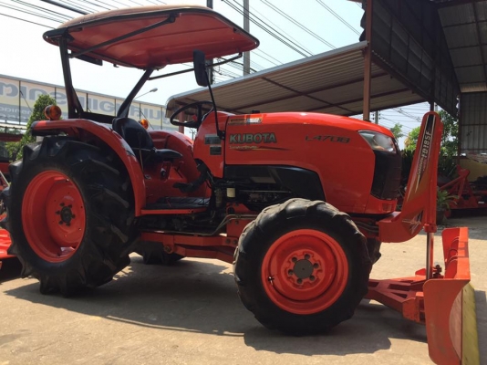 ขายรถไถ Kubota L4708(4WD) พร้อมใบมีดและเครื่องตัดหญ้าช้าง1.4ม. รถไร่ สวยๆ พร้อมใช้งาน ขายรถไถ Kubota L4708(4WD) พร้อมใบมีดและเครื่องตัดหญ้าช้าง1.4ม. รถไร่ สวยๆ พร้อมใช้งาน