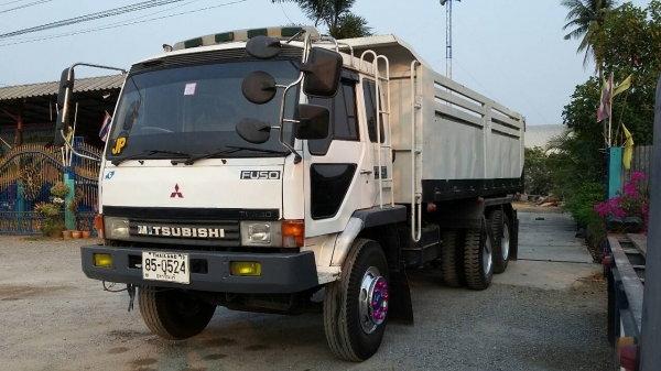 ขายรถบรรทุก 10 ล้อดั๊พม์ MITSUBISHI รุ่น FUSO TF5584 เป็นรุ่นเบรคใหญ่ เพลาบุ๋ม ดุมจีบ กระบะ ดัมพ์