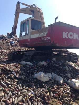 ขายรถขุดแบ็ค PC200-3 คอนโทรลสั้น ช่วงล่างดี บูมสวย สภาพใช้งานปกติ แอร์มี เครื่องดี