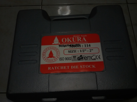 เครื่องต๊าปเกลียวท่อ ประปาและไฟฟ้า  แบบใช้มือ 1/2'' - 2''