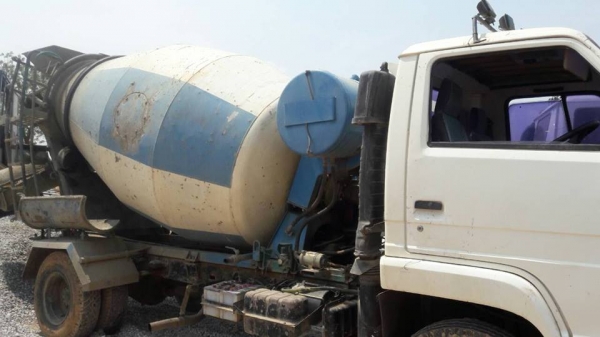 ขายรถ6ล้อโม่ปูน 3.5คิว อีซูซุ 175แรง แชชซีสวย เอกสารเล่มทะเบียนพร้อมโอน โม่สวย ช่วงล่างดี ดูรถหน้างาน