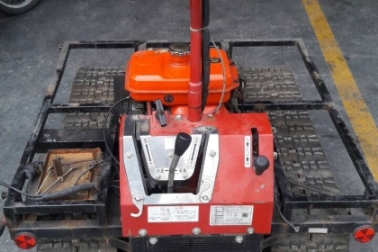 ...ขาย รถบรรทุกตึนตะขาบเล็กเก่าญี่ปุ่น ใช้งานได้หลายอย่าง เก็บผลผลิตทางการเกษตร หรือจะขับลุยสวนก็ได้ค่ะ เป็นเครื่องยนต์คูโบต้า 6 แรง เครื่องติดใช้งานได้ดี ราคา 18,500