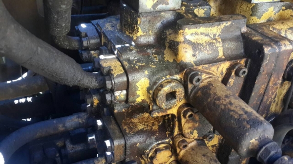 KOMATSU PC200-5 รถสวยๆเดิมๆ ไฟฟ้าครบ แอร์เย็น เอกสารอินวอยซ์ พร้อมใช้ราคาถูกๆครับท่าน