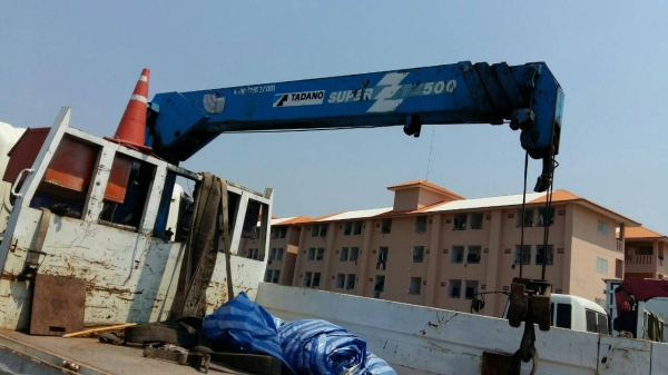 หกล้อ ฮีโน่ เปอร์เฟียร์ 260แรง ติดเครน 5ตัน ท้องวี 4ปอก3ชัก ช่วงยาว6.50ม สภาพดีสวยๆพร้อมใช้ เล่มทะเบียนพร้อมโอน หกล้อ ฮีโน่ เปอร์เฟียร์ 260แรง ติดเครน 5ตัน ท้องวี 4ปอก3ชัก ช่วงยาว6.50ม สภาพดีสวยๆพร้อมใช้ เล่มทะเบียนพร้อมโอน