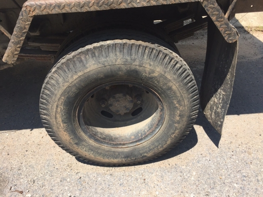 6ล้อเล็ก..หัว-คัสซีพร้อมชุดดั้ม...88แรง ISUZU ELF คัสซี 7903256 รถใช้งานอยู่ มีเล่มทะเบียน