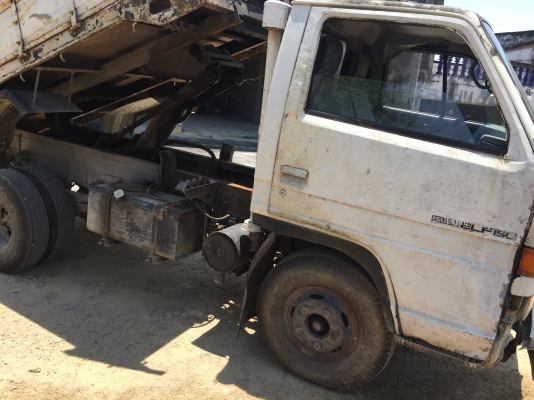 6ล้อเล็ก..หัว-คัสซีพร้อมชุดดั้ม...88แรง ISUZU ELF คัสซี 7903256 รถใช้งานอยู่ มีเล่มทะเบียน