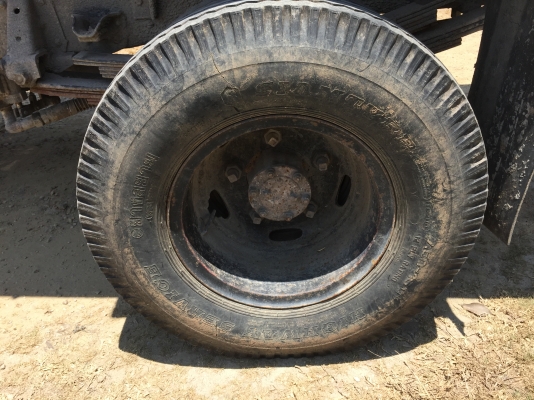 6ล้อเล็ก..หัว-คัสซีพร้อมชุดดั้ม...88แรง ISUZU ELF คัสซี 7903256 รถใช้งานอยู่ มีเล่มทะเบียน